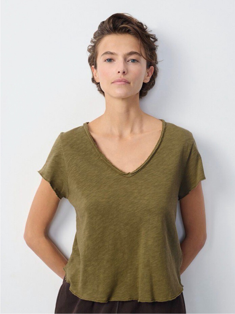 American Vintage Olive Green V-Neck Short Sleeve Sonoma Tee